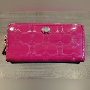 Pink Coach CC Vinyl Zip Wallet